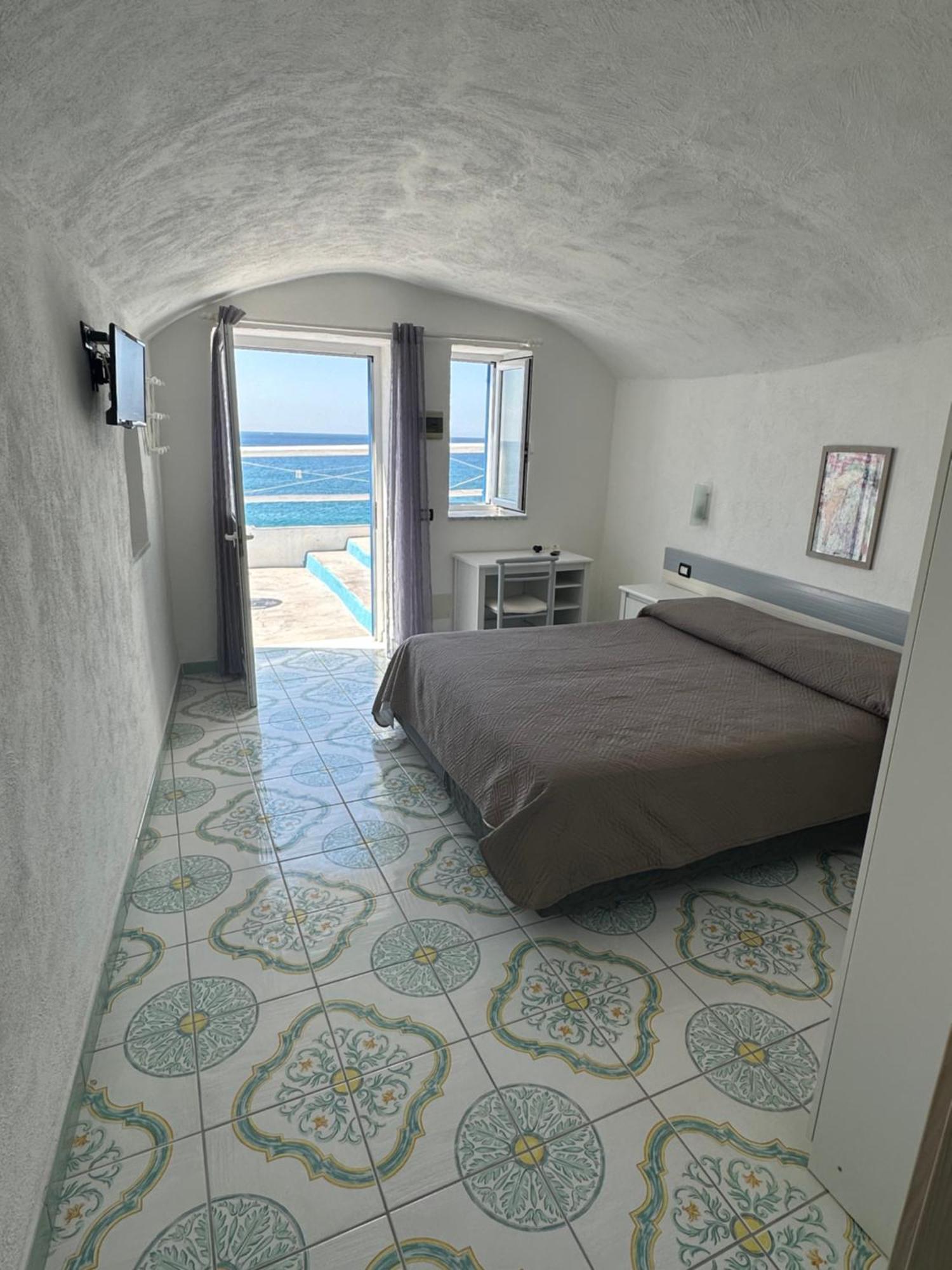 Hotel Regina Del Mare 2*