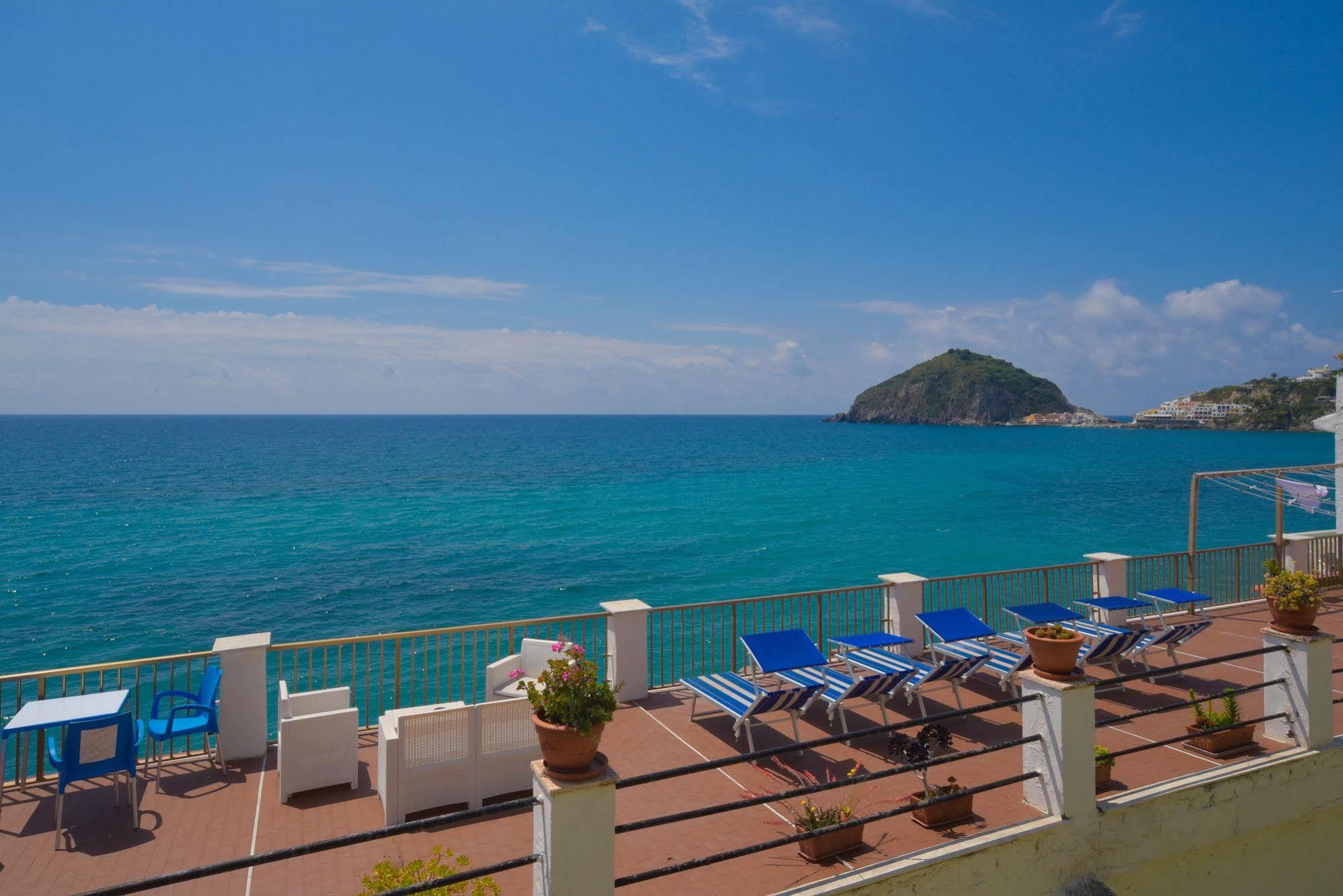Regina Del Mare Hotel 2*